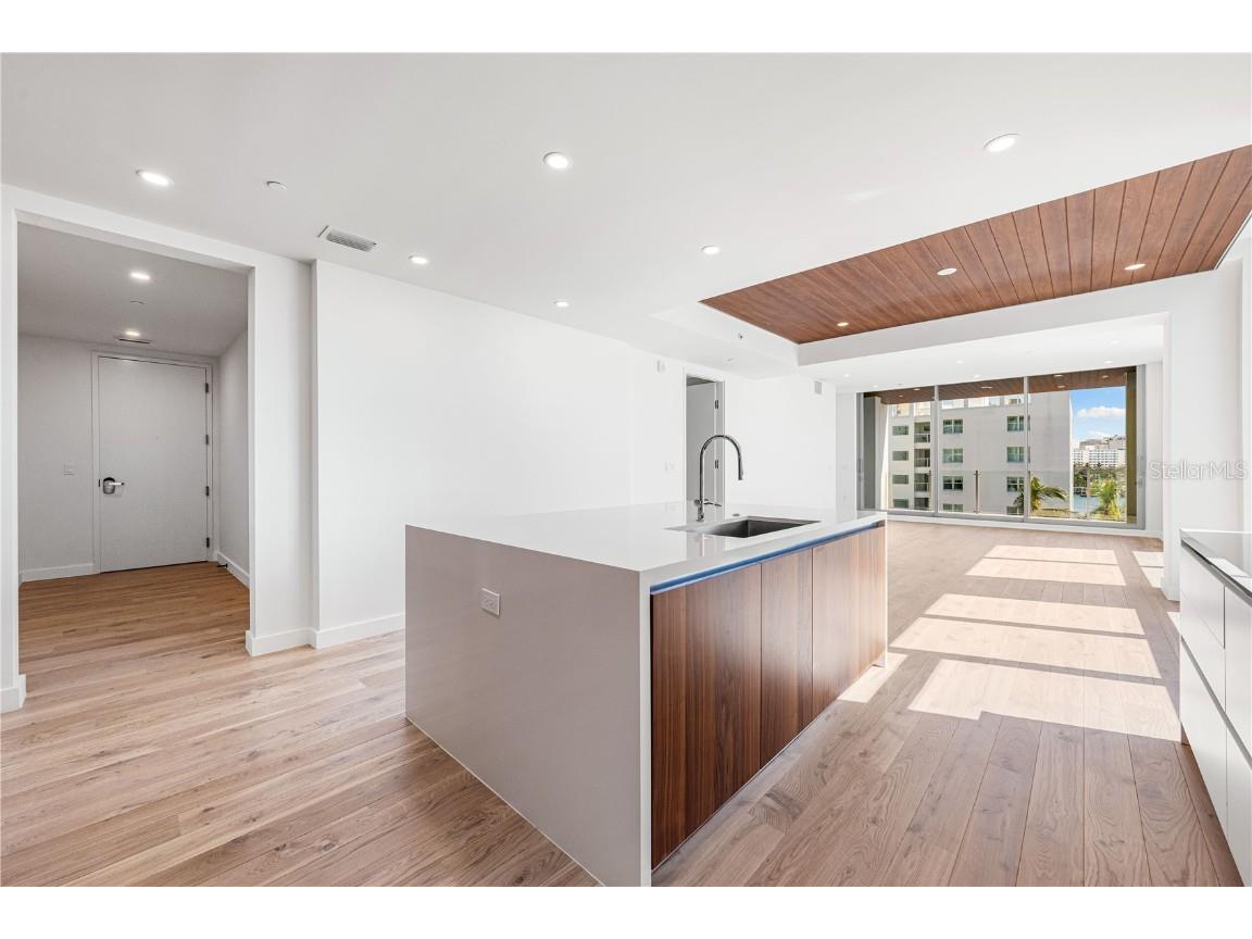 111 Golden Gate Point #303 Sarasota FL 34236 A4667826 image11