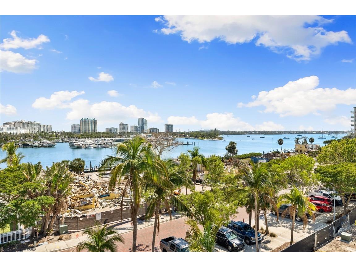 111 Golden Gate Point #303 Sarasota FL 34236 A4667826 image14