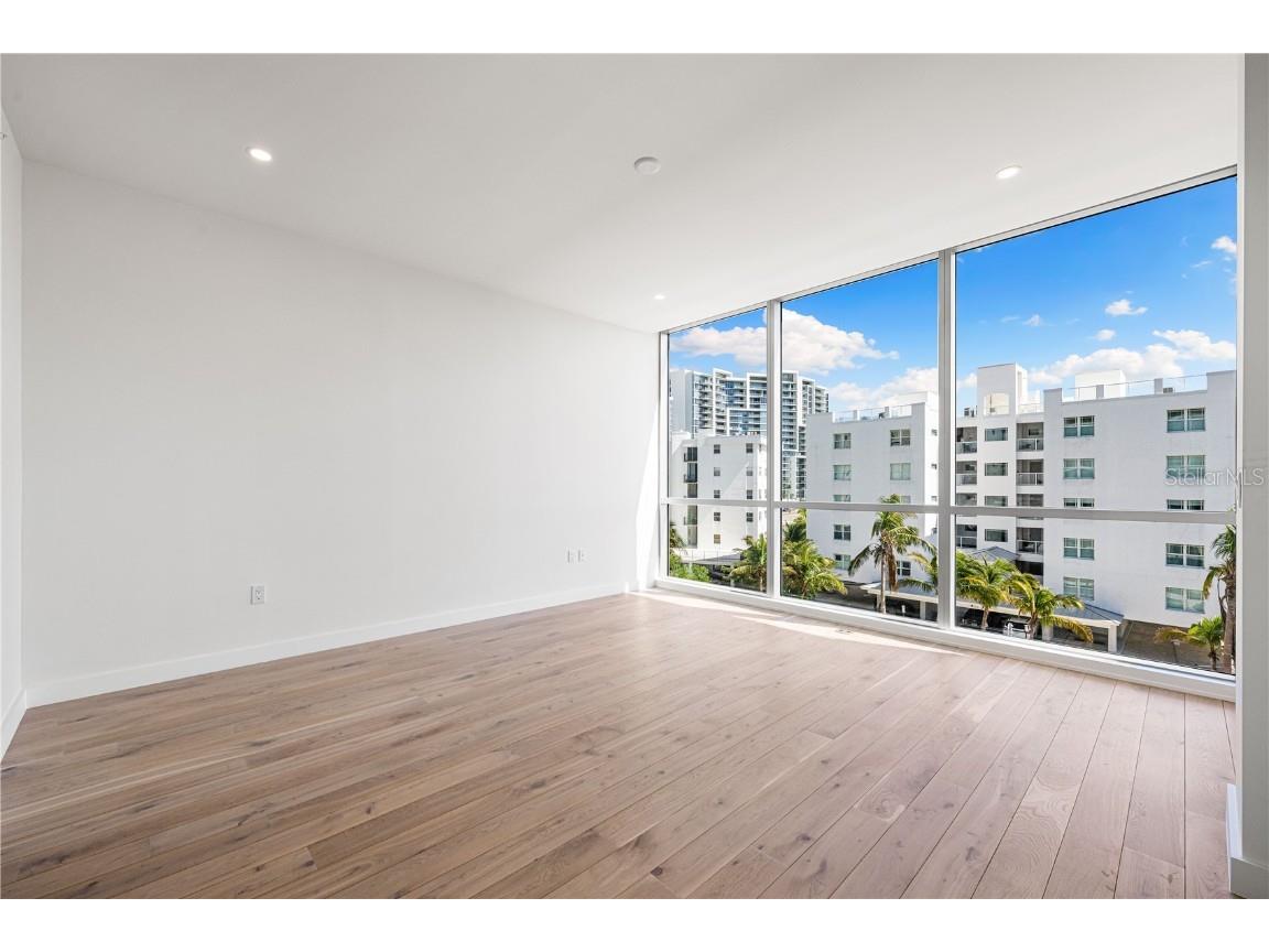 111 Golden Gate Point #303 Sarasota FL 34236 A4667826 image15