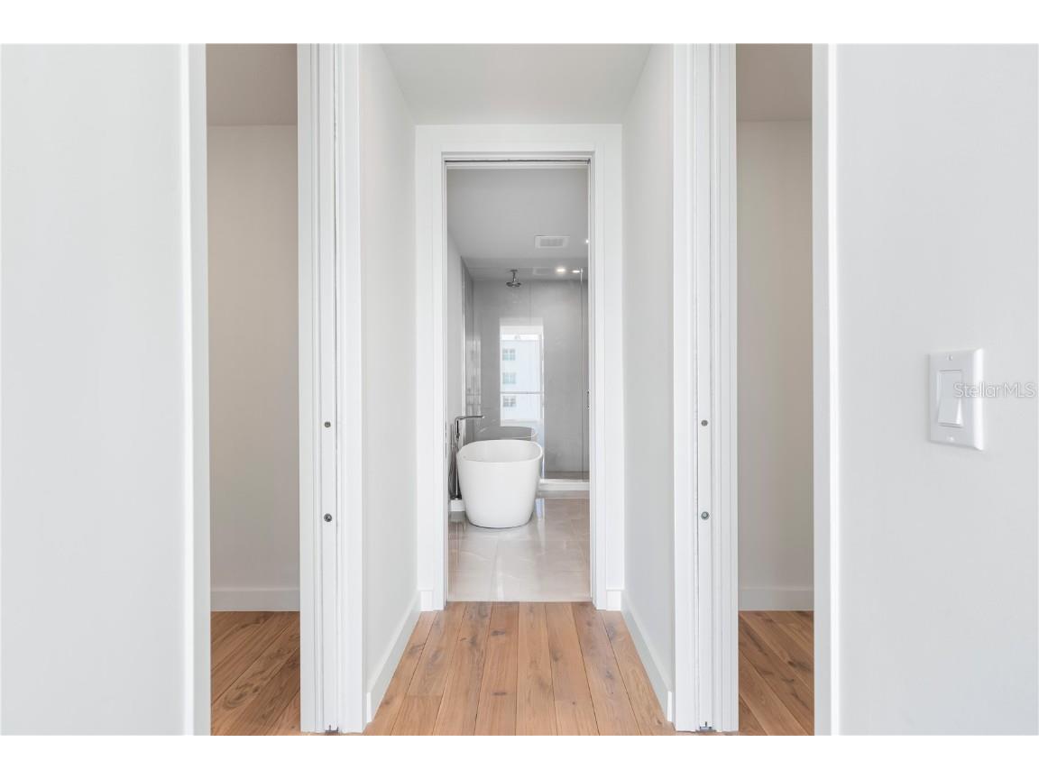 111 Golden Gate Point #303 Sarasota FL 34236 A4667826 image18