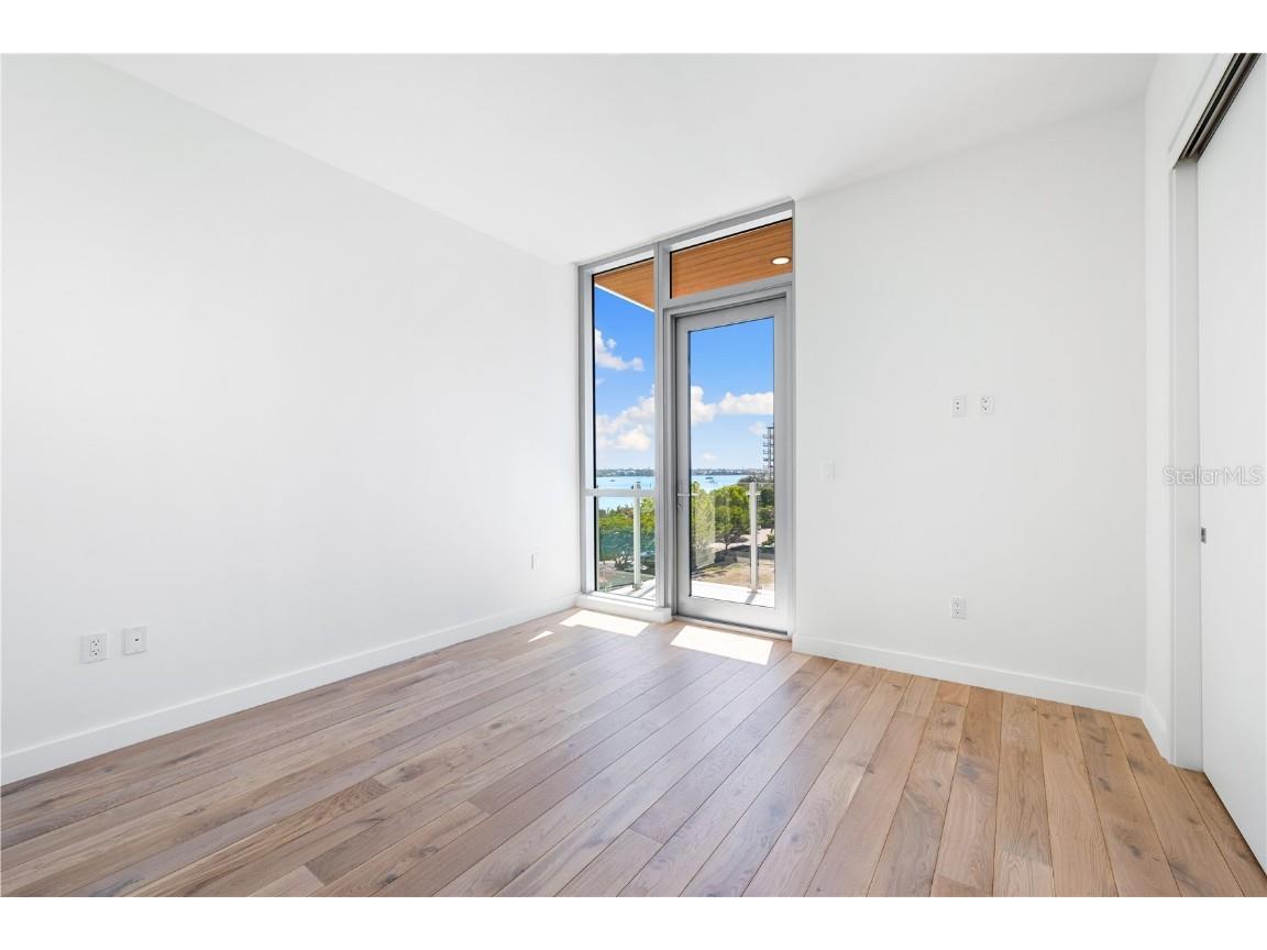 111 Golden Gate Point #303 Sarasota FL 34236 A4667826 image21