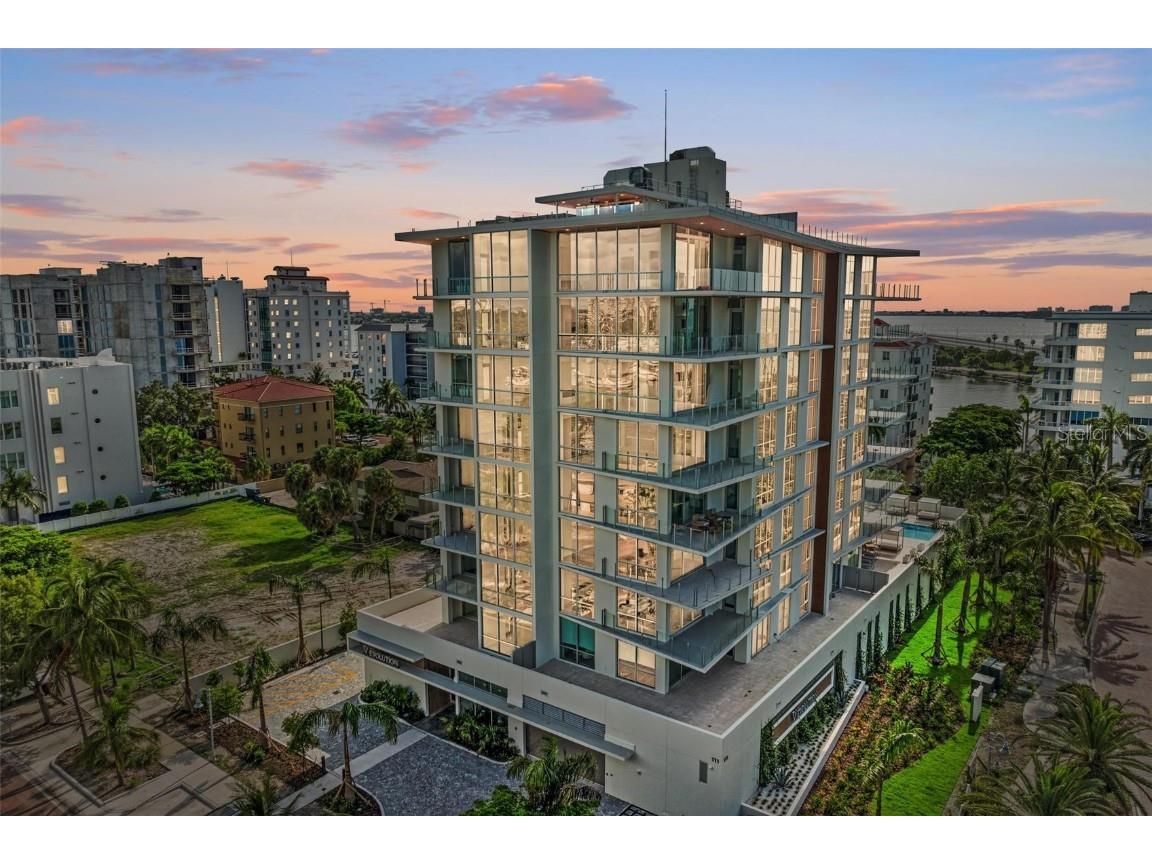 111 Golden Gate Point #402 Sarasota FL 34236 A4628715 image1