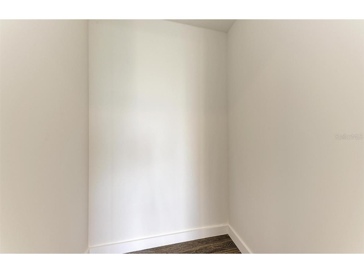 111 Golden Gate Point #402 Sarasota FL 34236 A4628715 image34