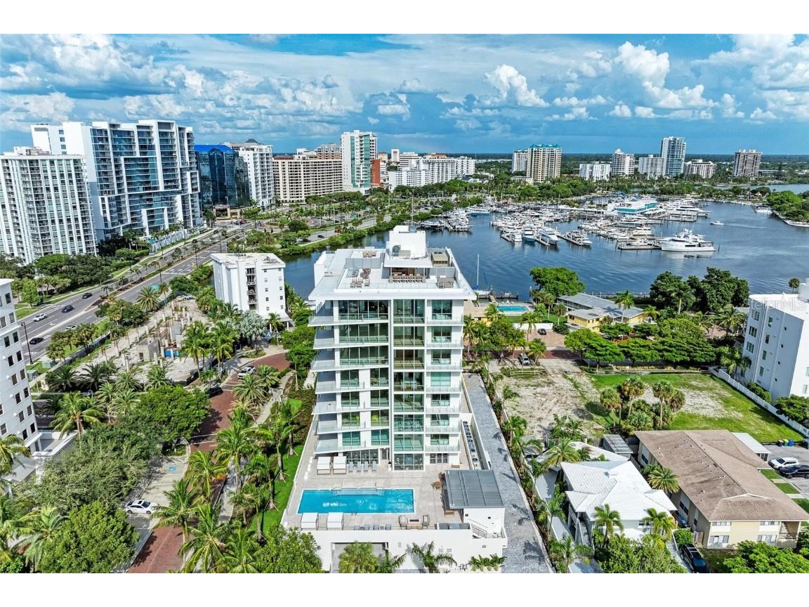 111 Golden Gate Point #402 Sarasota FL 34236 A4628715 image5