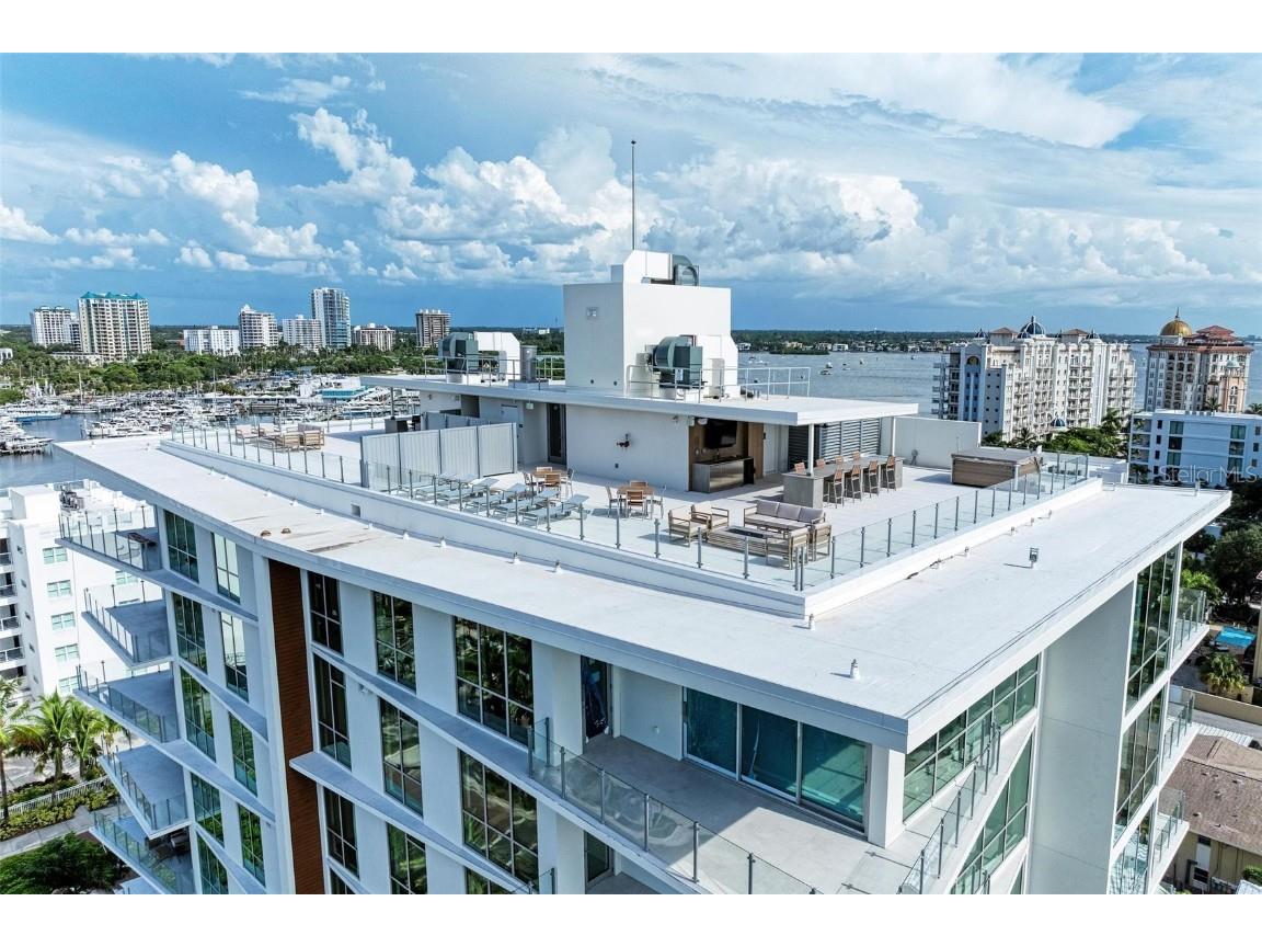 111 Golden Gate Point #402 Sarasota FL 34236 A4628715 image52