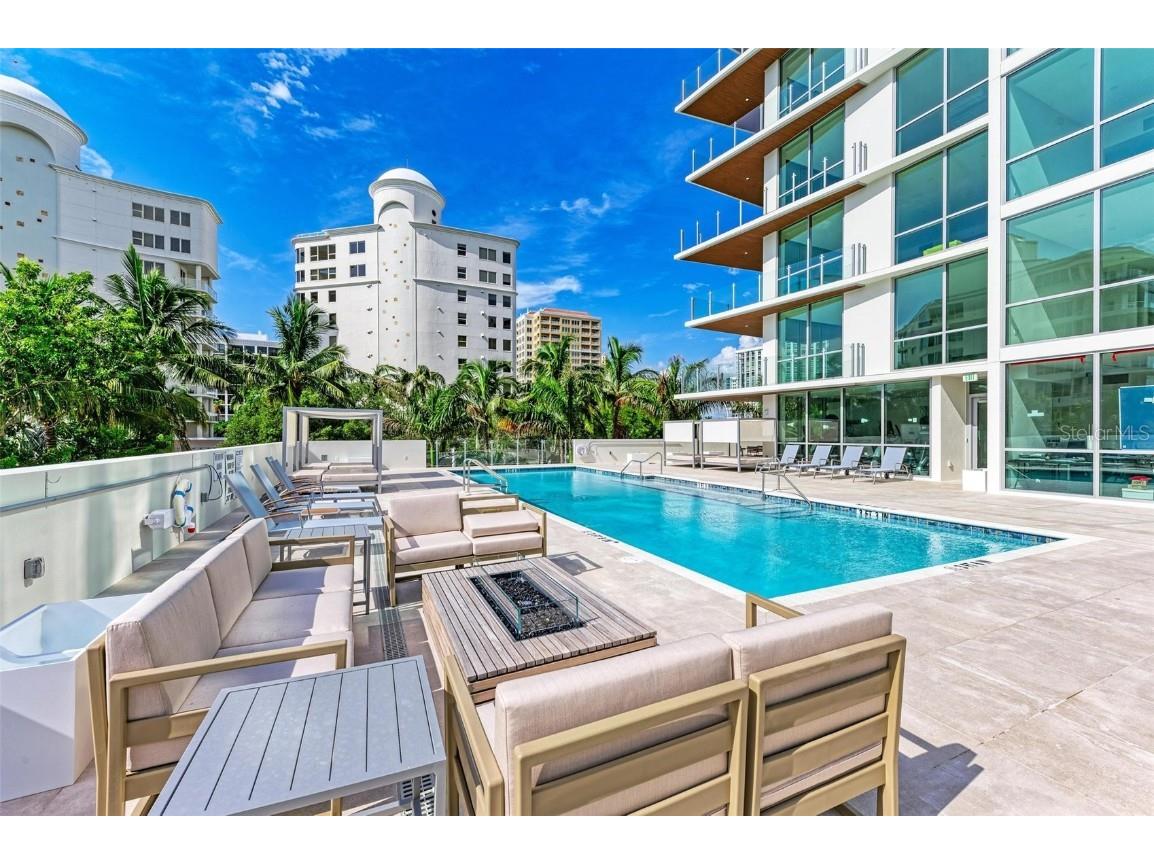 111 Golden Gate Point #402 Sarasota FL 34236 A4628715 image65