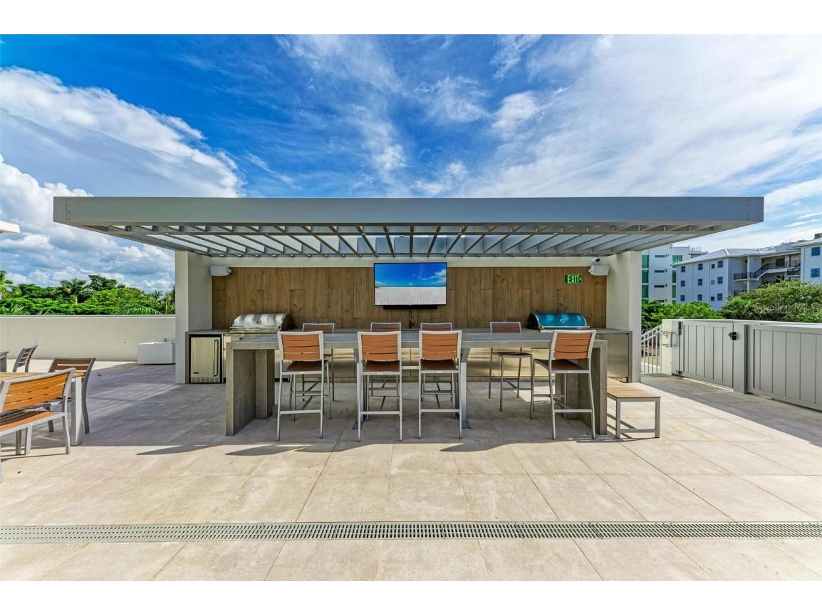 111 Golden Gate Point #402 Sarasota FL 34236 A4628715 image69