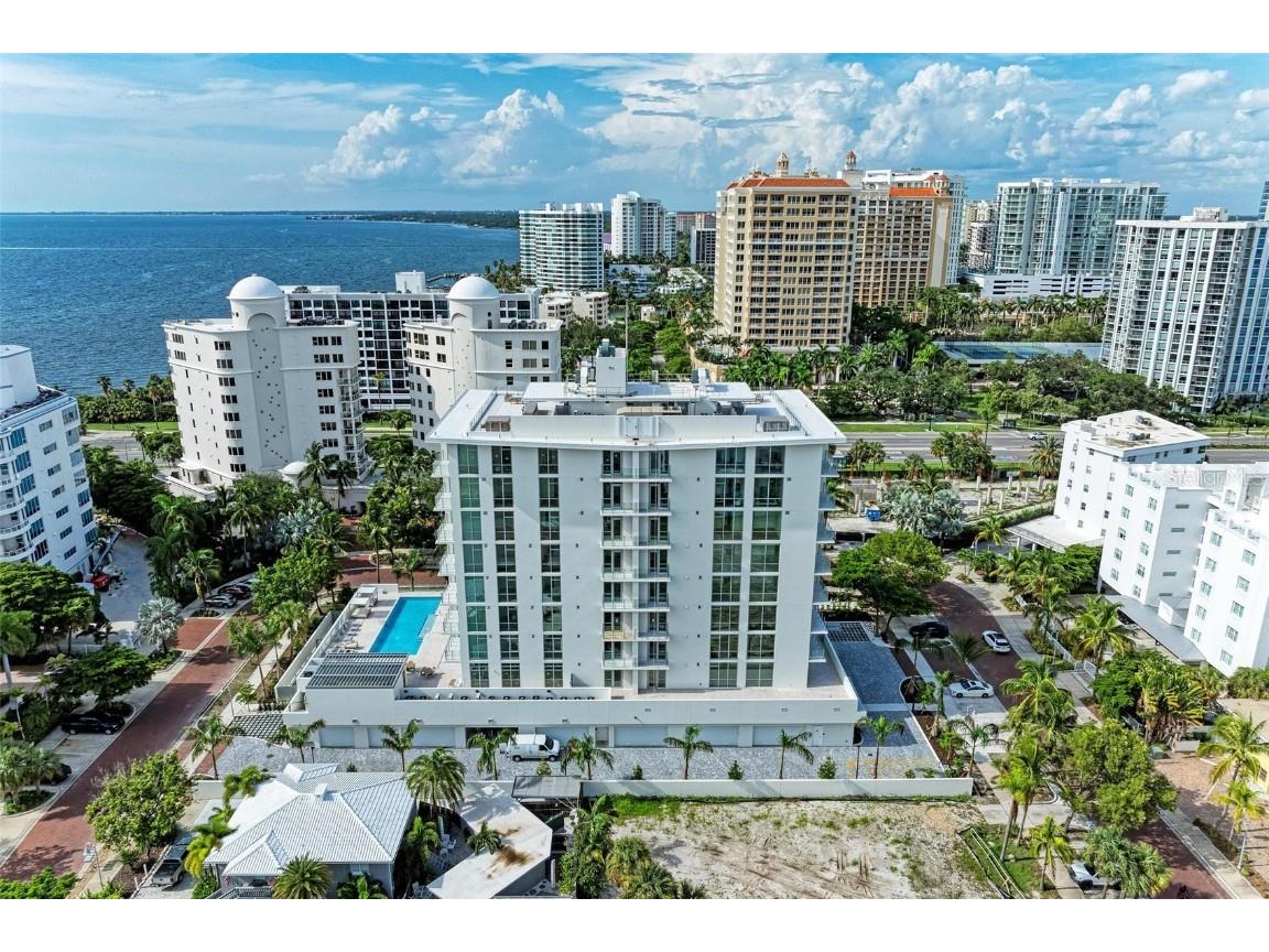 111 Golden Gate Point #402 Sarasota FL 34236 A4628715 image73