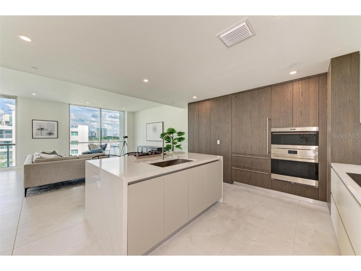 111 Golden Gate Point #402 Sarasota FL 34236 A4649305 image17