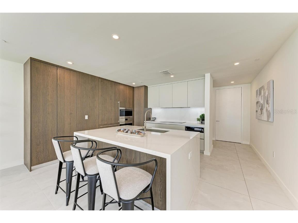 111 Golden Gate Point #402 Sarasota FL 34236 A4649305 image19