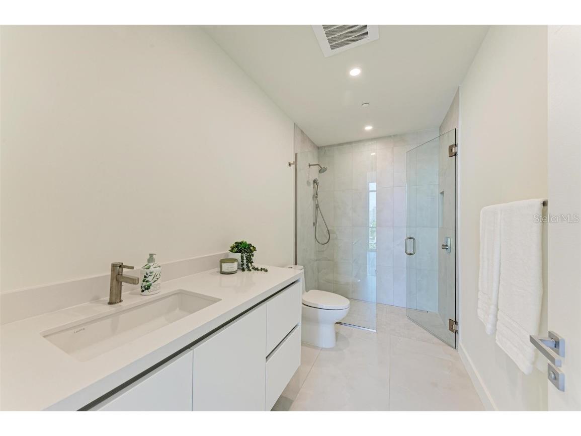 111 Golden Gate Point #402 Sarasota FL 34236 A4649305 image49