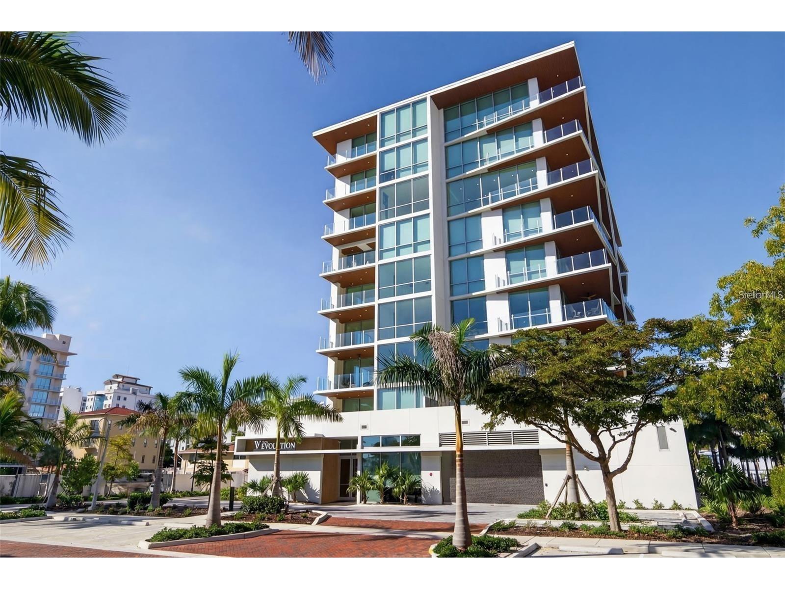 111 Golden Gate Point #802PH Sarasota FL 34236 A4696851 image1