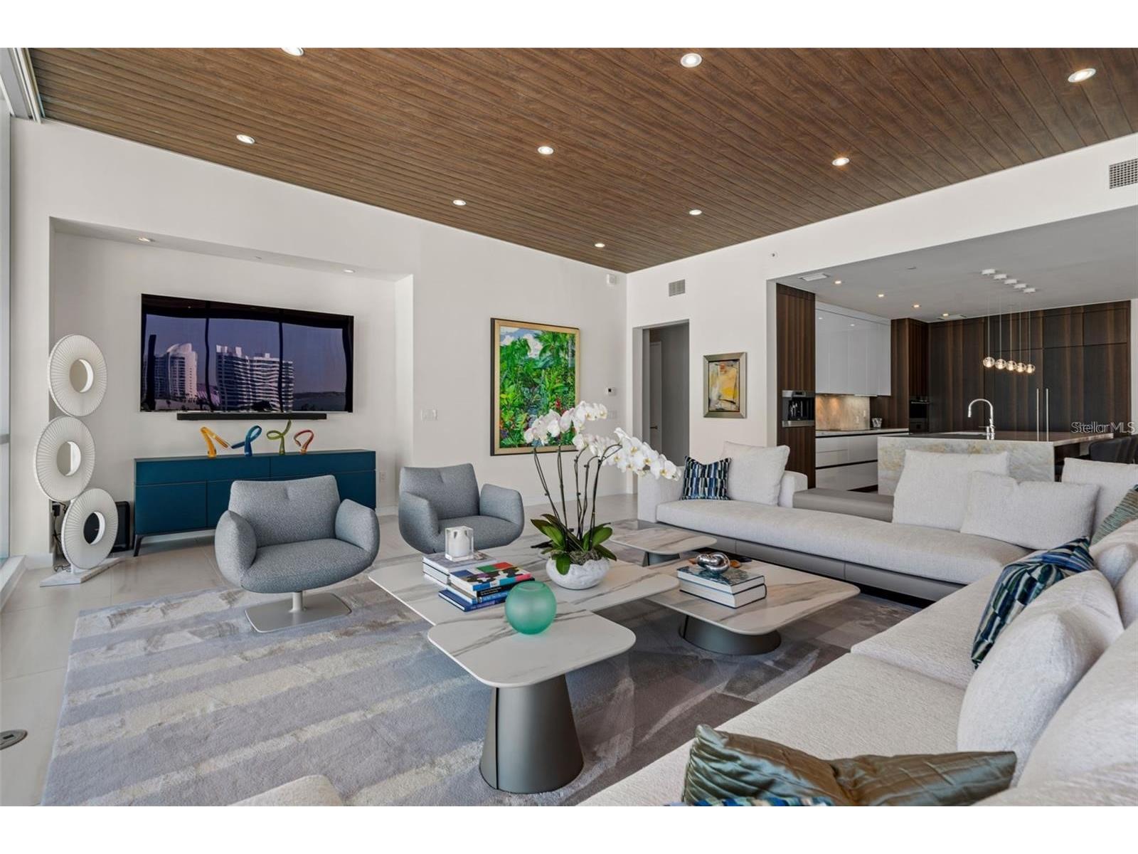 111 Golden Gate Point #802PH Sarasota FL 34236 A4696851 image4