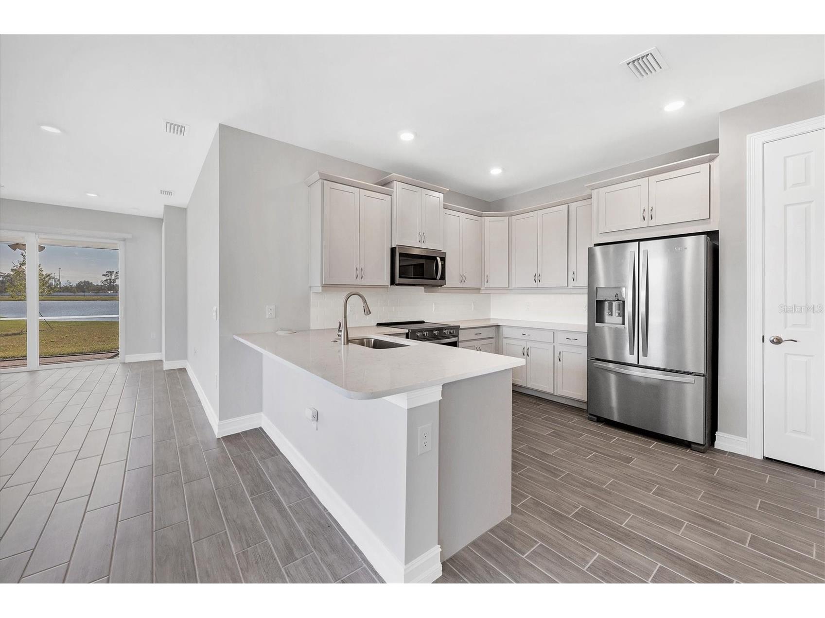 111 Ibiza Loop Venice FL 34292 A4692376 image13