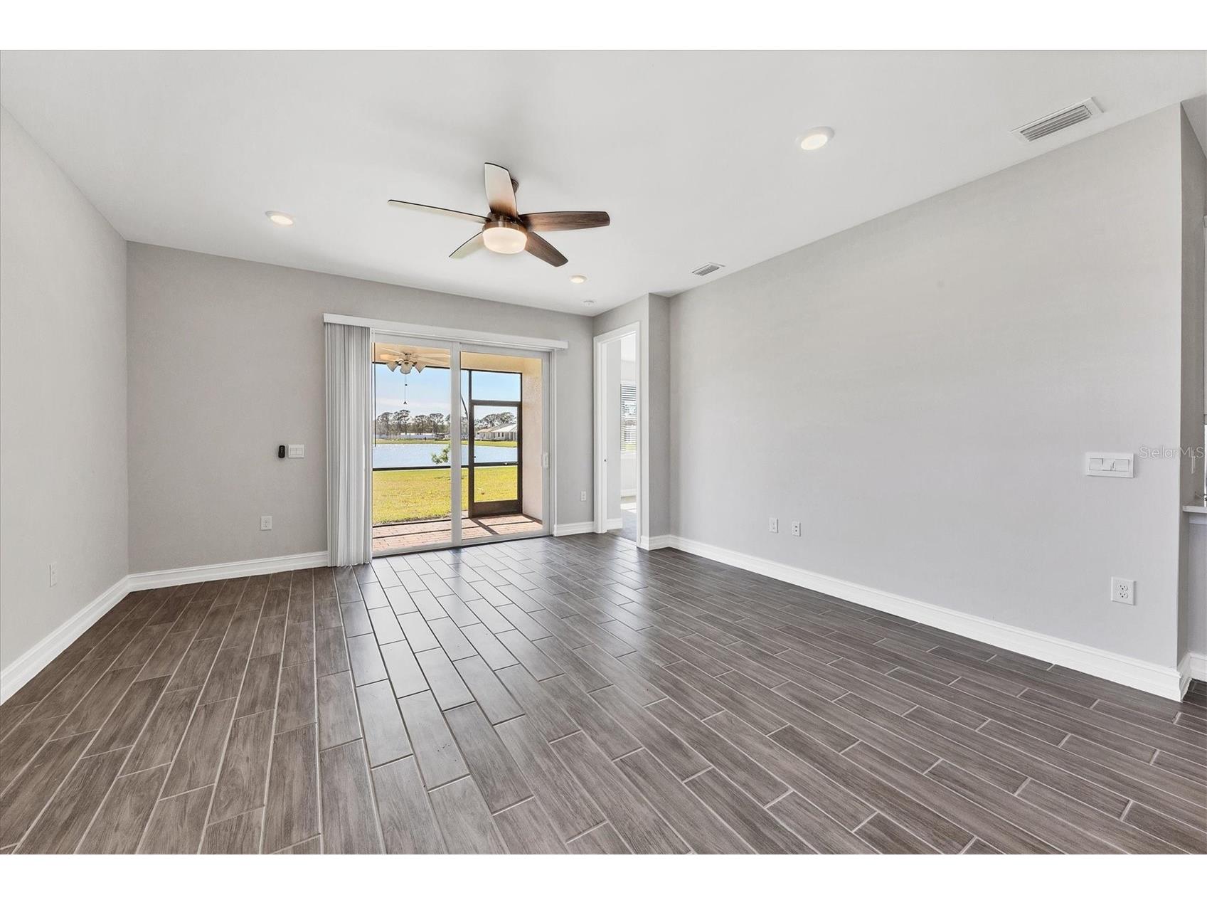111 Ibiza Loop Venice FL 34292 A4692376 image9
