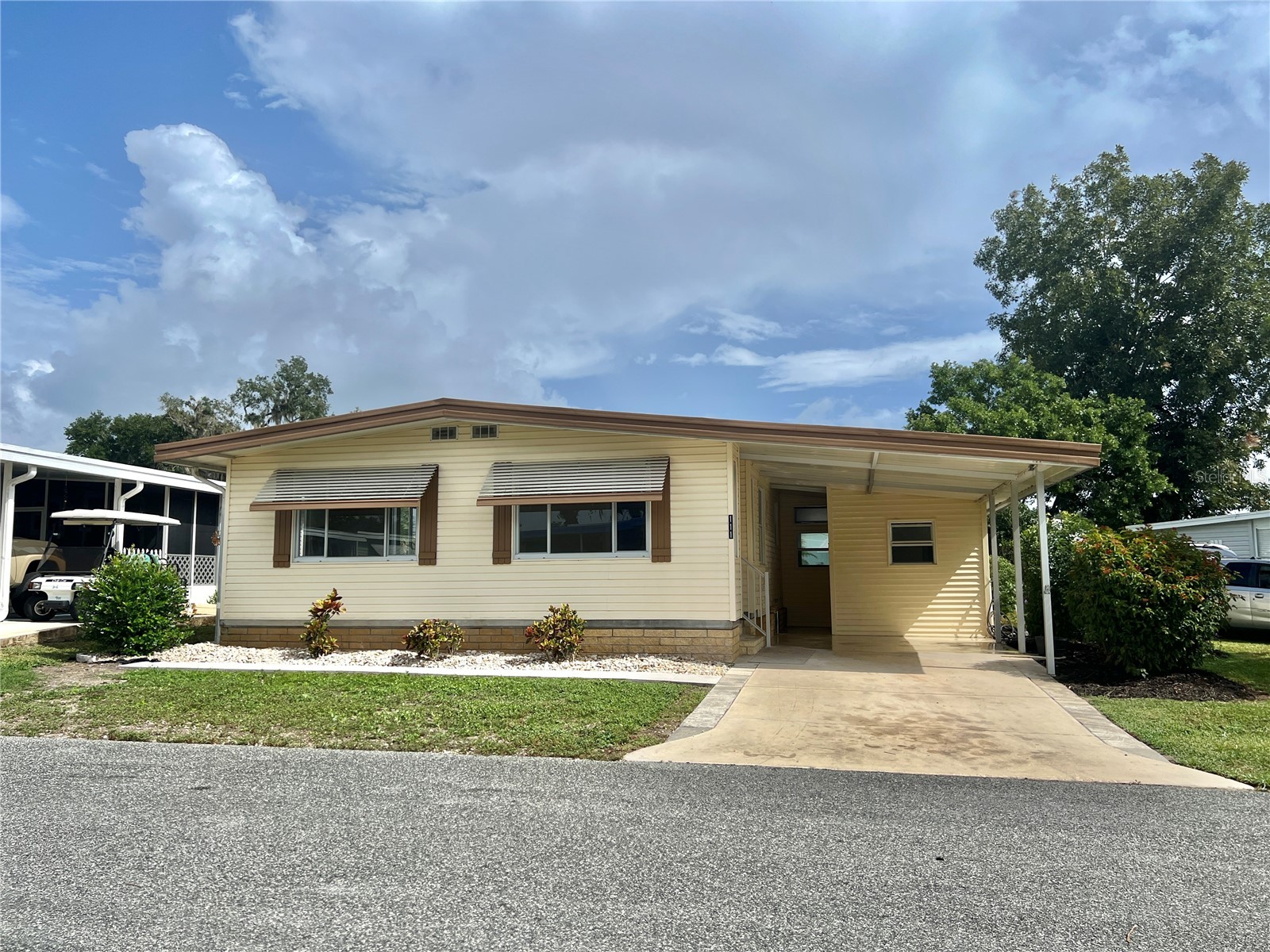 111 Jacaranda Drive Leesburg FL 34748 G5102850 image1