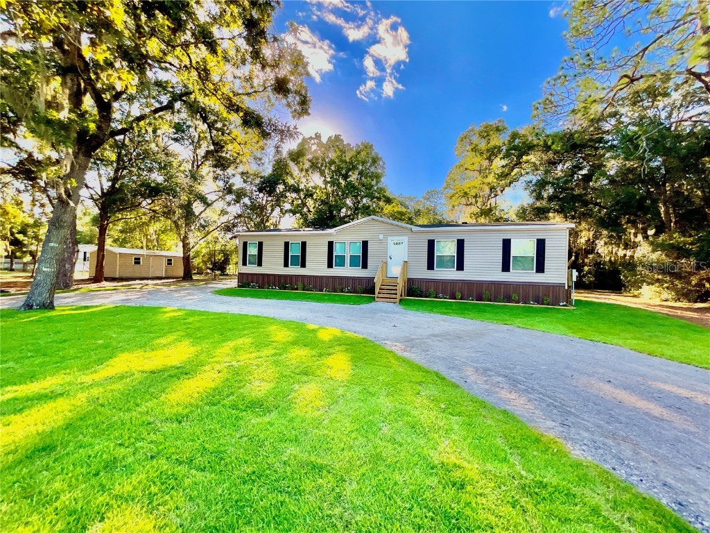 111 James Avenue Interlachen FL 32148 GC534754 image1