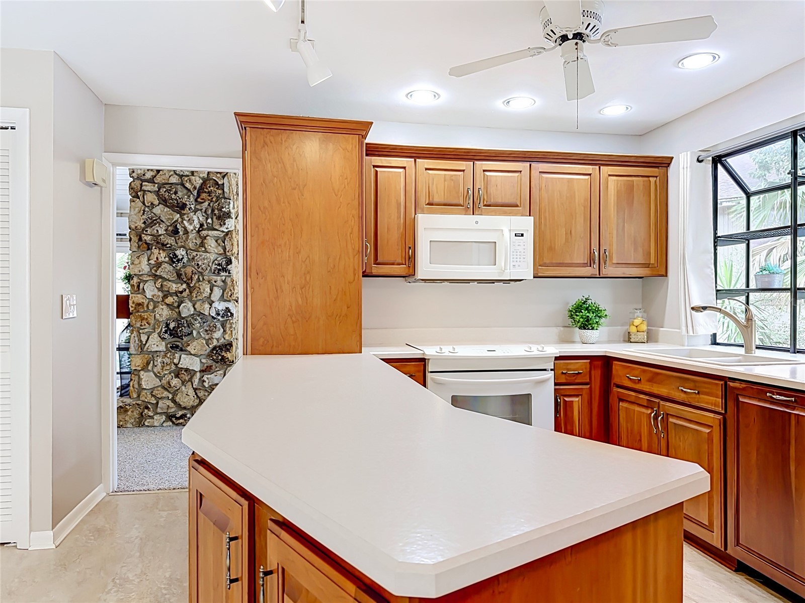 111 Juniper Lane Longwood FL 32779 V4949780 image9