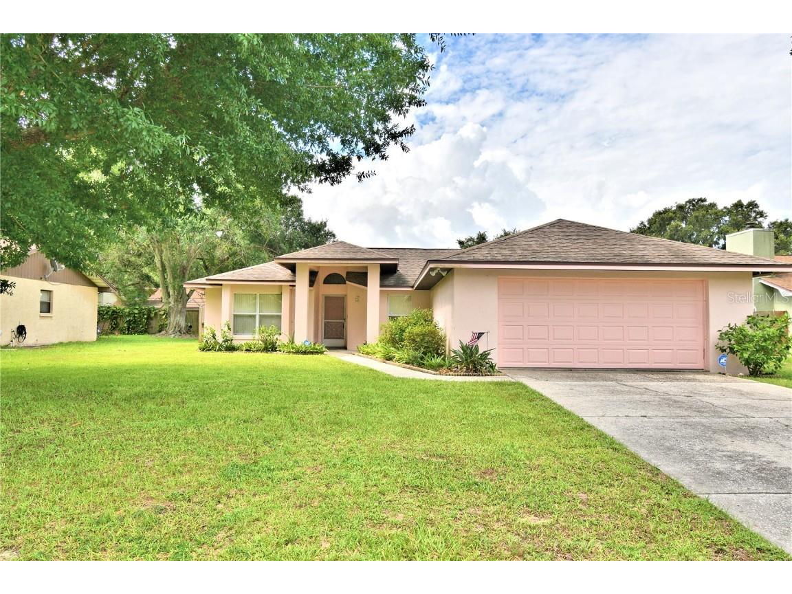 111 Keith Court Auburndale FL 33823 P4926444 image1