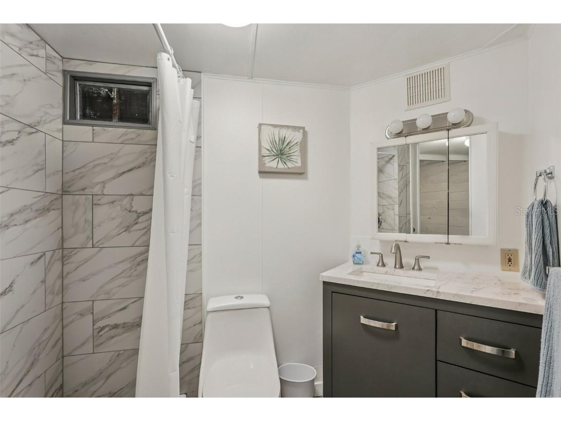 111 Lakeview Drive Palmetto FL 34221 A4672957 image19