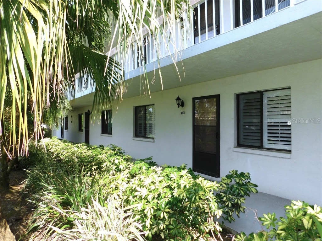 111 Lakeview Place Oldsmar FL 34677 TB8391048 image1