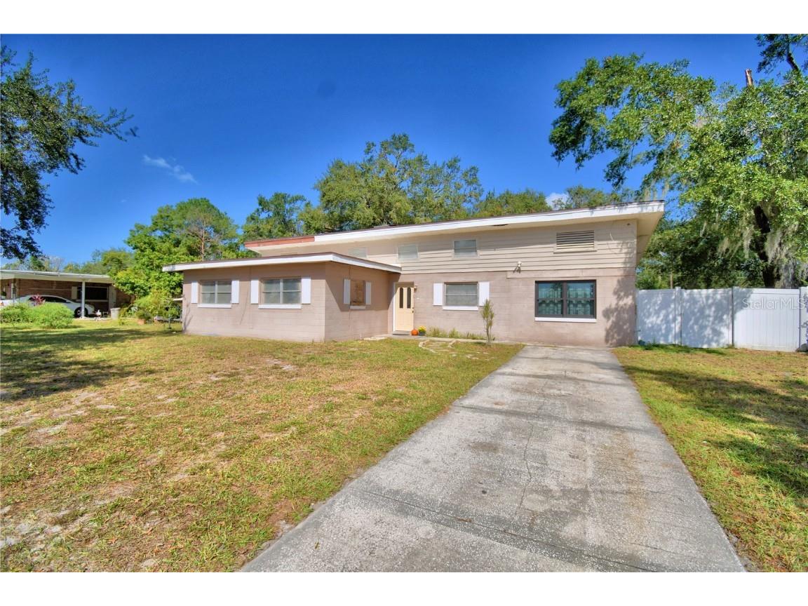 111 Leslie Avenue Winter Haven FL 33880 L4948371 image1