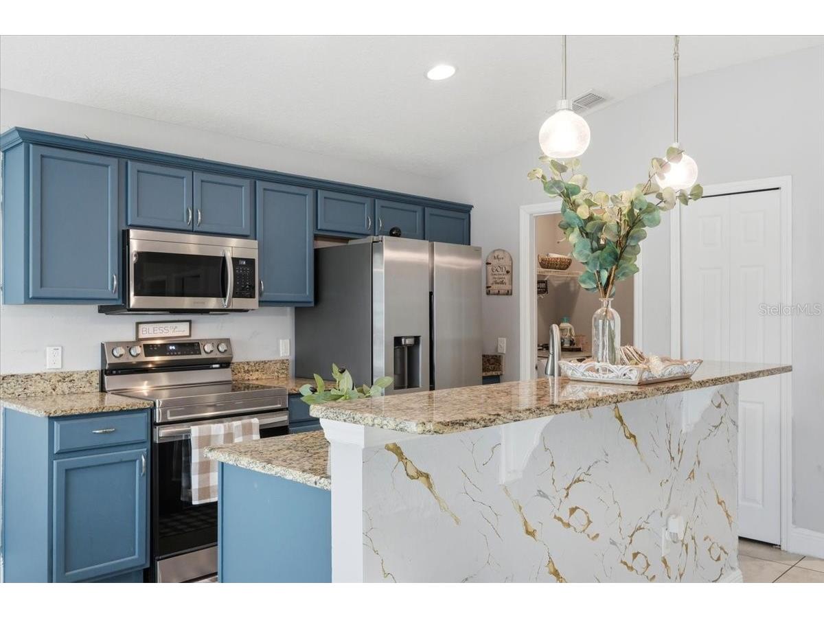 111 Maple Drive Poinciana FL 34759 L4962225 image20