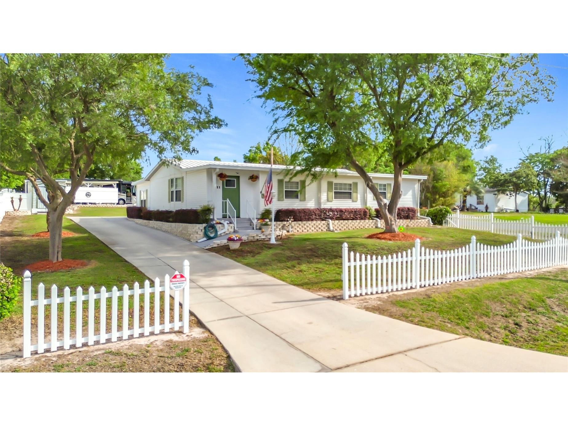 111 Mark Avenue Lady Lake FL 32159 G5110463 image5