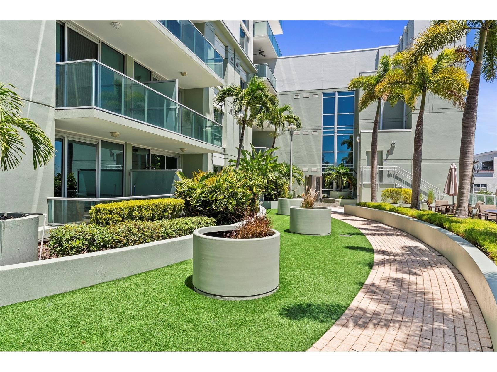 111 N 12th Street #1320 Tampa FL 33602 TB8506078 image48