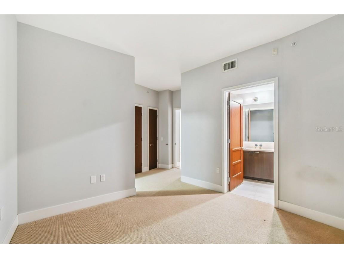 111 N 12th Street #1419 Tampa FL 33602 TB8413957 image30