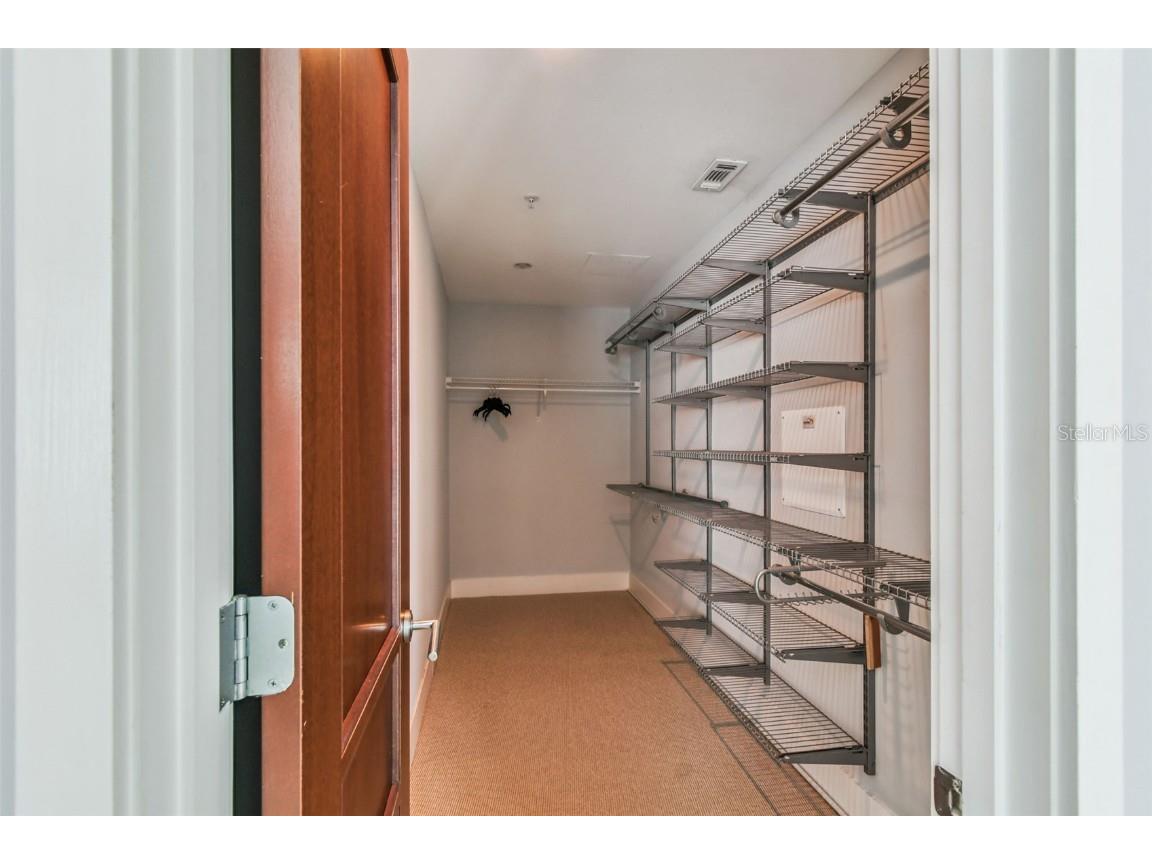 111 N 12th Street #1419 Tampa FL 33602 TB8413957 image37