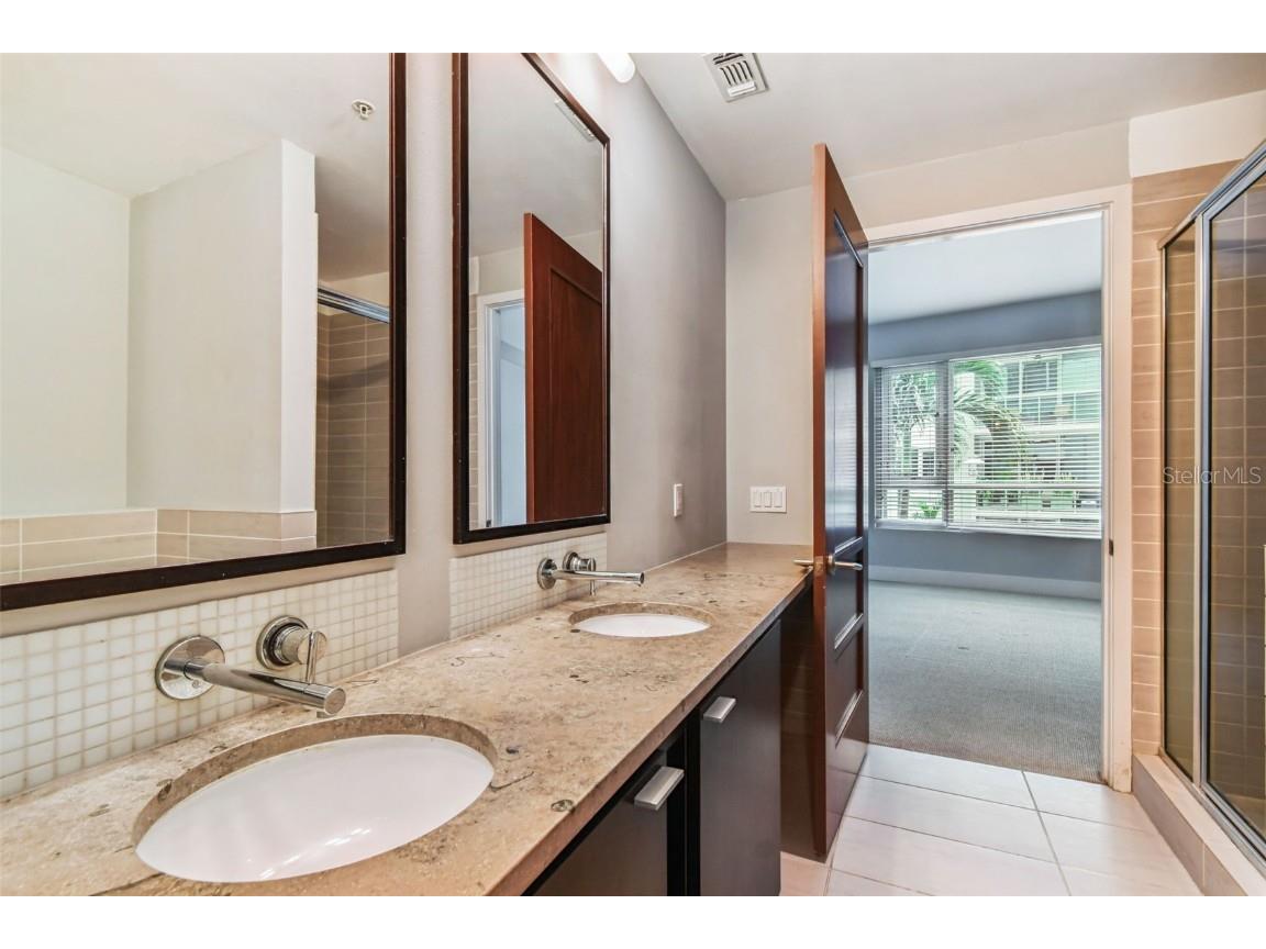 111 N 12th Street #1419 Tampa FL 33602 TB8413957 image43