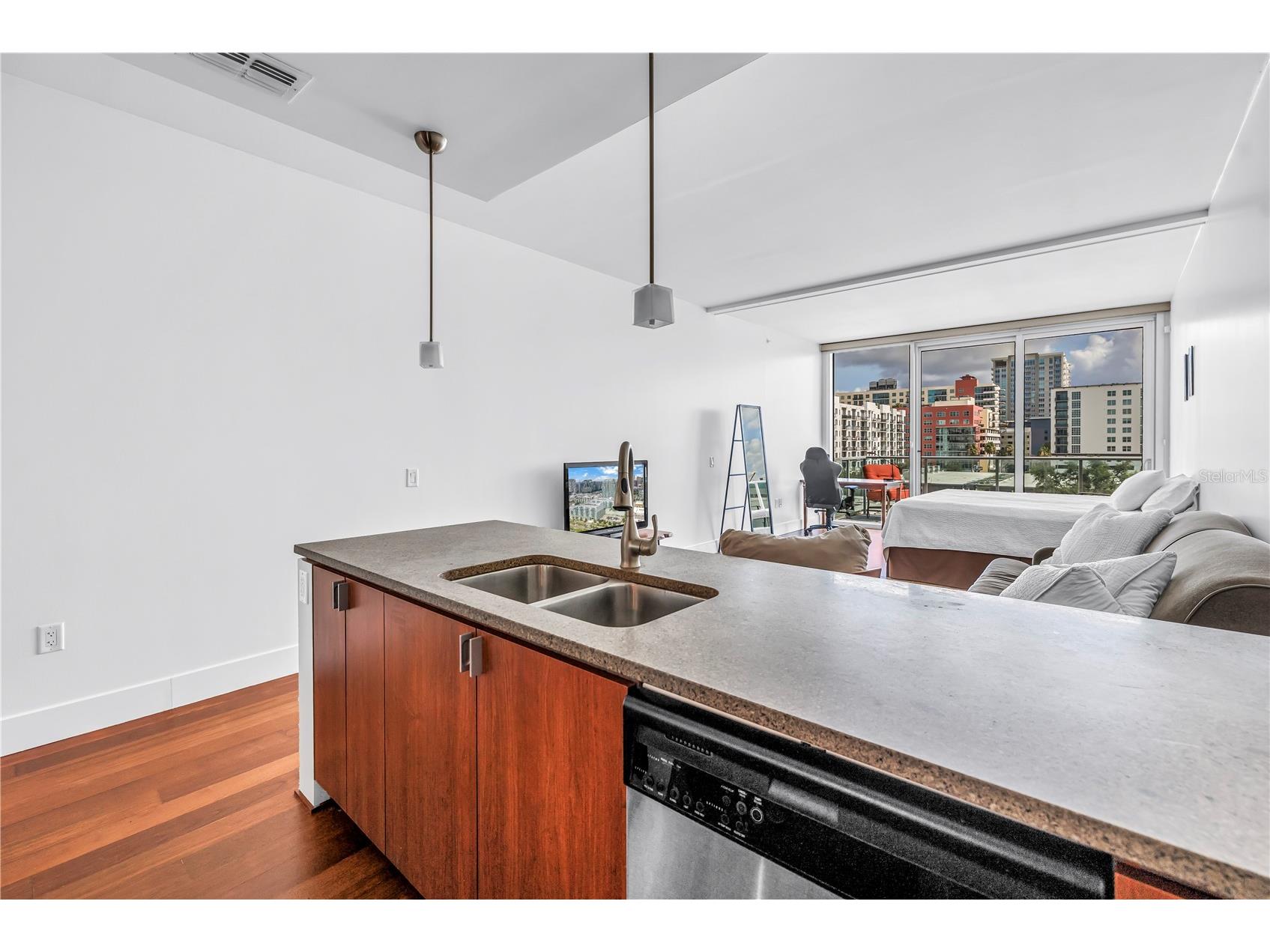 111 N 12th Street #1508 Tampa FL 33602 TB8512160 image7