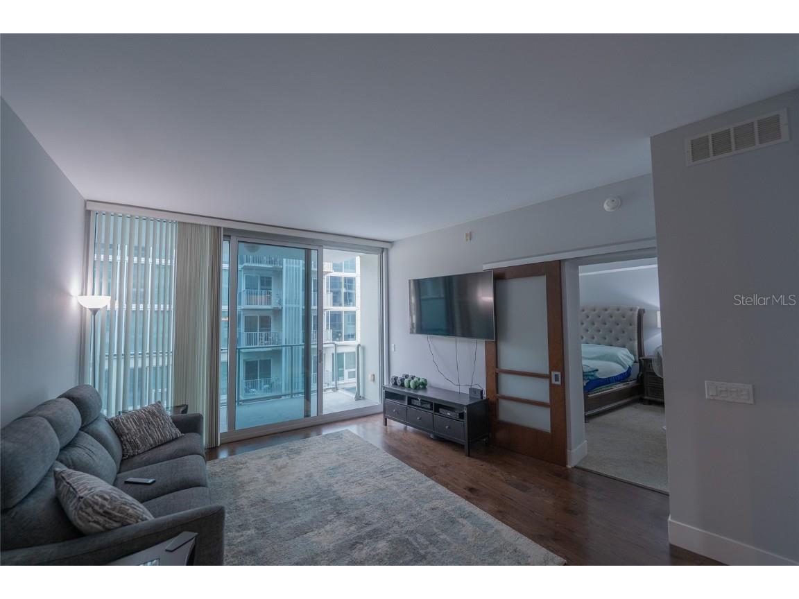 111 N 12th Street #1524 Tampa FL 33602 U8227339 image1