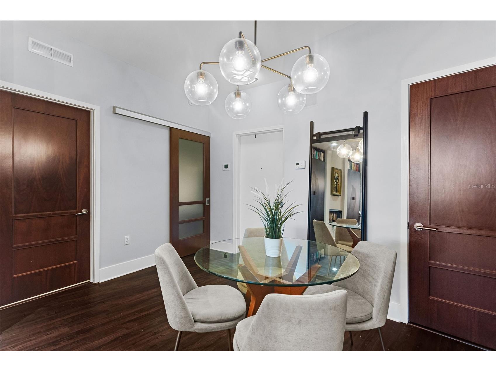 111 N 12th Street #1602 Tampa FL 33602 TB8476197 image16