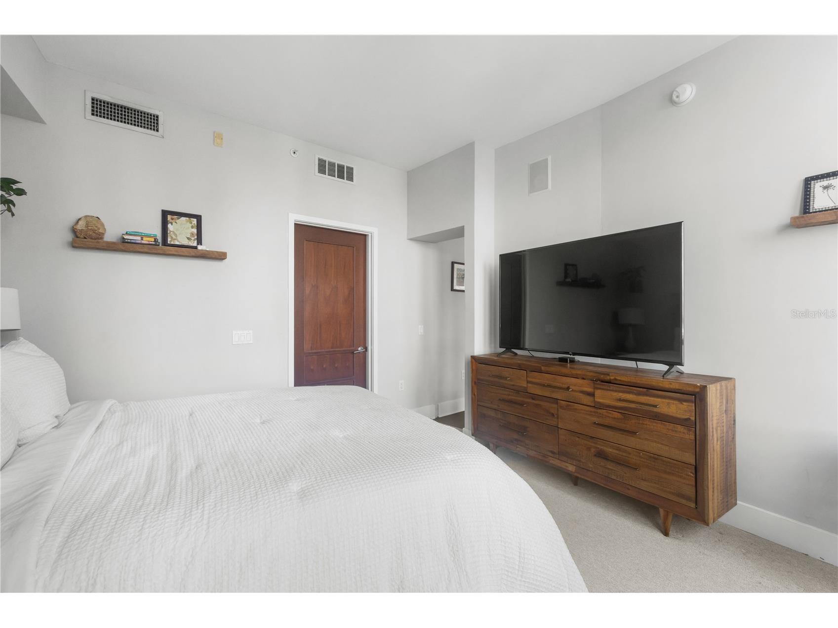 111 N 12th Street #1602 Tampa FL 33602 TB8476197 image22