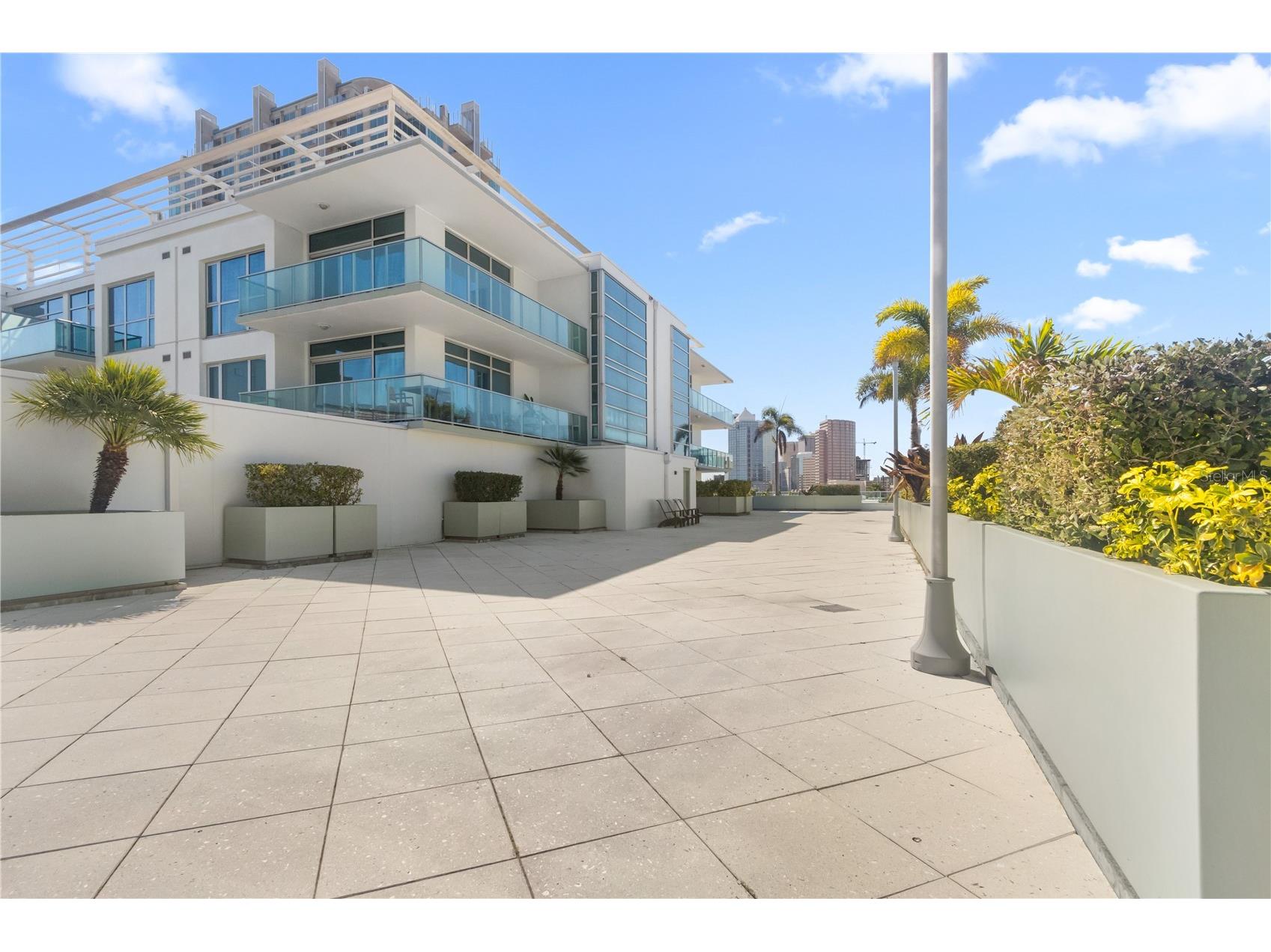 111 N 12th Street #1602 Tampa FL 33602 TB8476197 image38