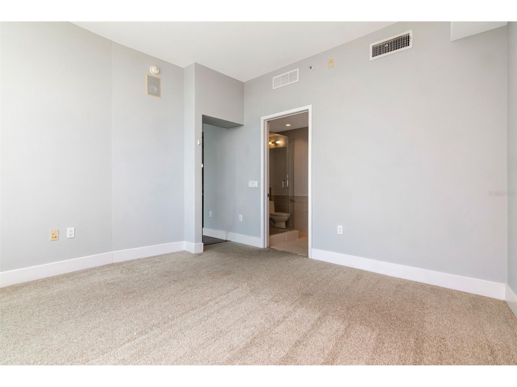 111 N 12th Street #1608 Tampa FL 33602 TB8523231 image15