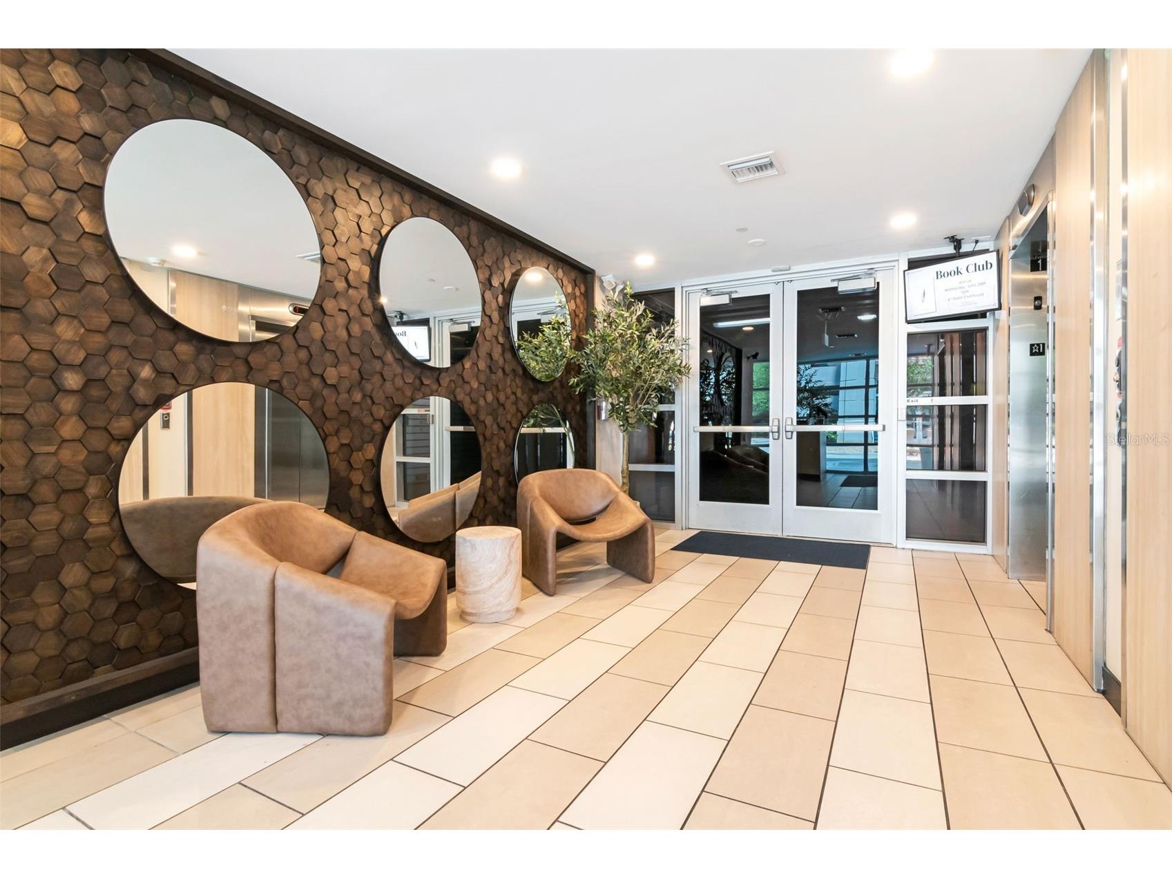 111 N 12th Street #1608 Tampa FL 33602 TB8523231 image33