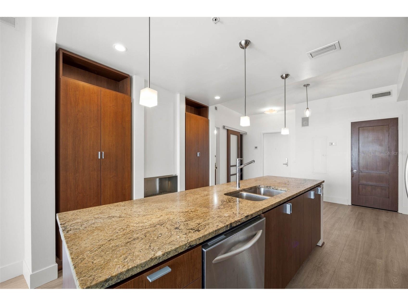 111 N 12th Street #1707 Tampa FL 33602 TB8498345 image19