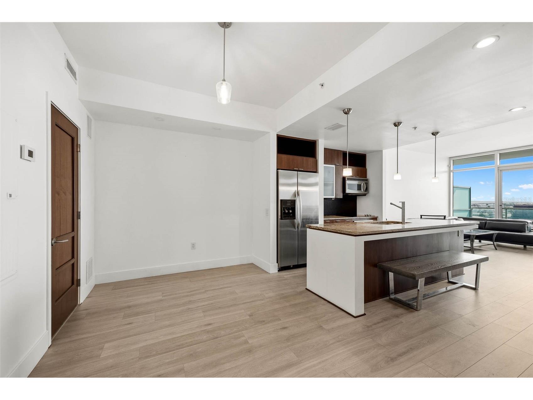 111 N 12th Street #1707 Tampa FL 33602 TB8498345 image7