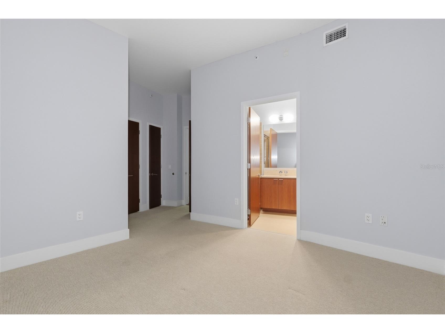 111 N 12th Street #1811 Tampa FL 33602 TB8492610 image16