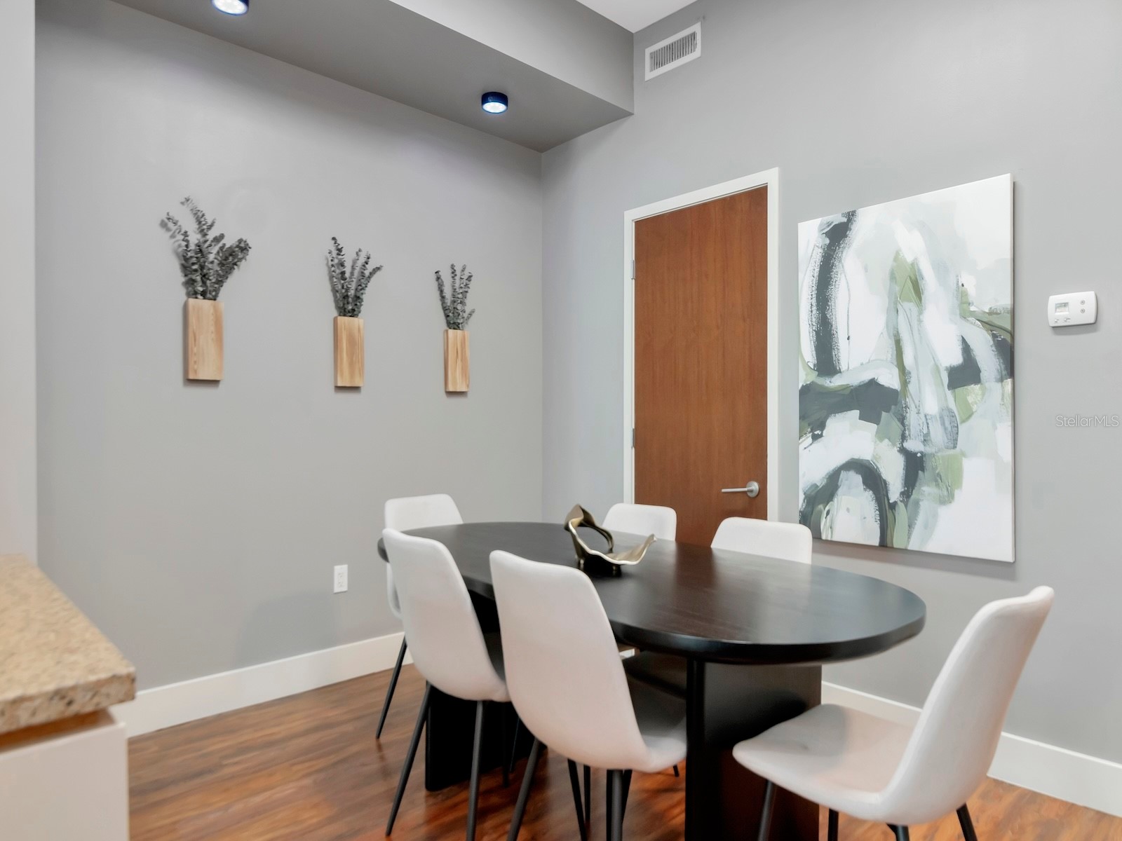 111 N 12th Street #1820 Tampa FL 33602 TB8473336 image3