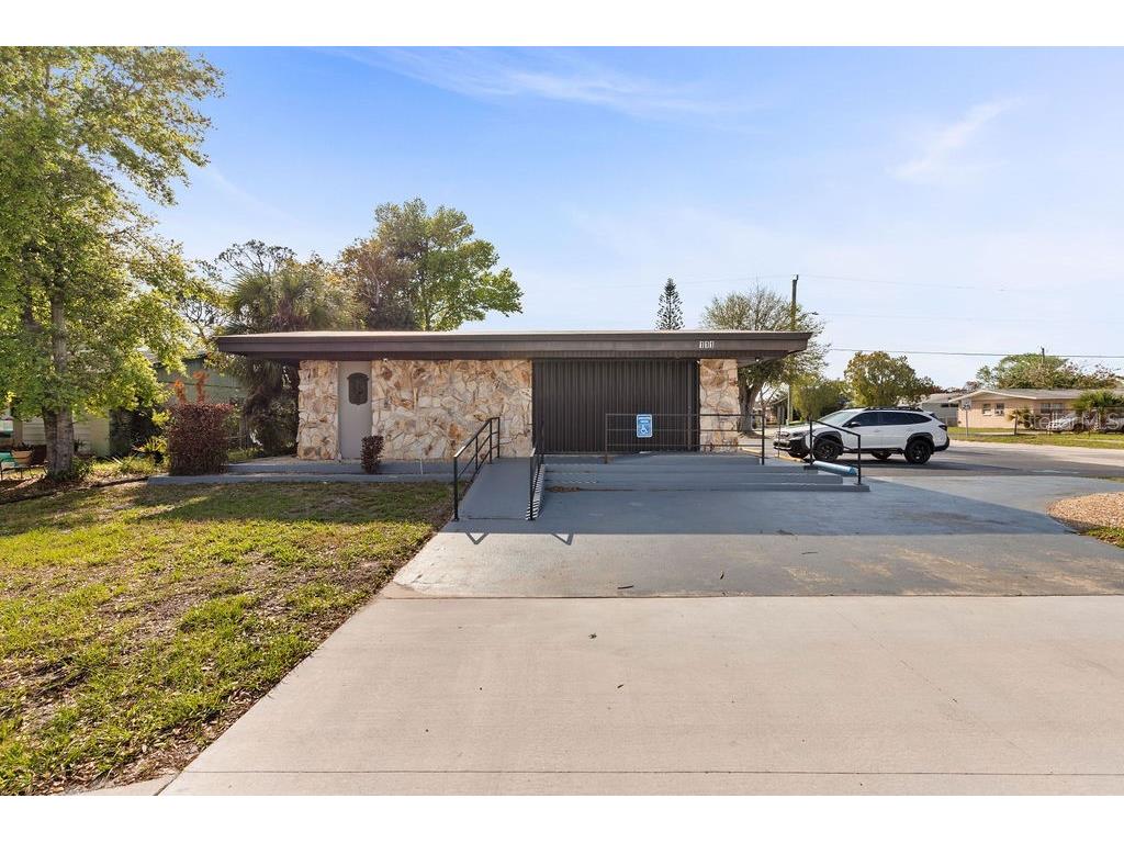 111 N Fiske Boulevard Cocoa FL 32922 O6395388 image1