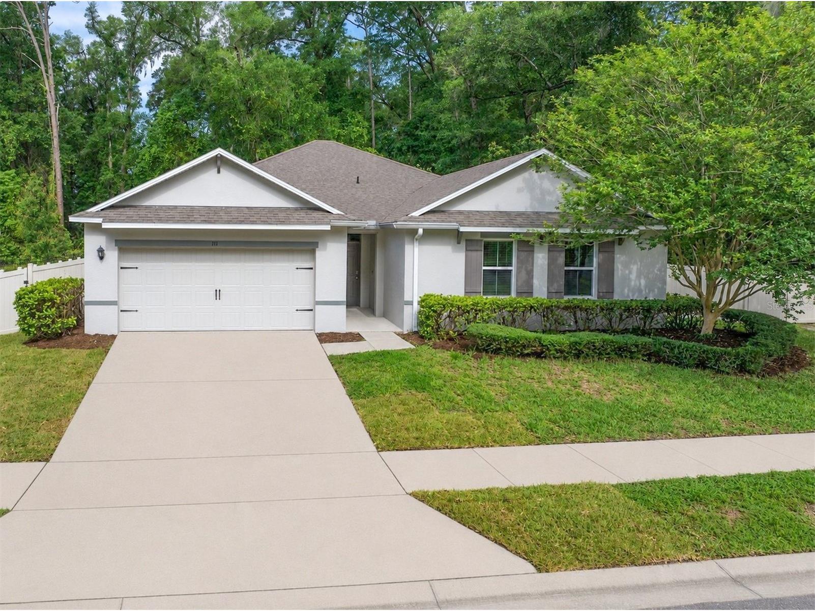 111 Point Pleasant Road Deland FL 32724 V4949427 image1