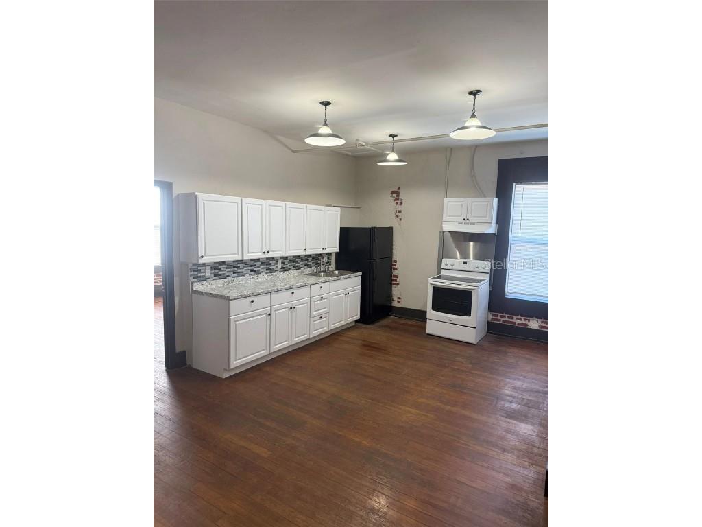 111 S Collins Street Plant City FL 33563 TB8441584 image2