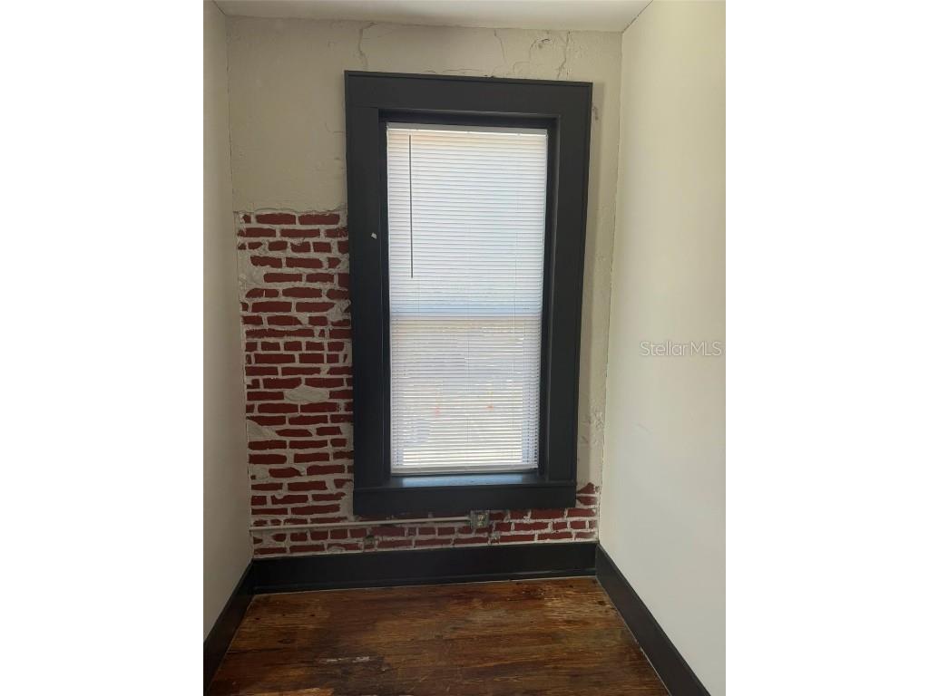 111 S Collins Street Plant City FL 33563 TB8441584 image7