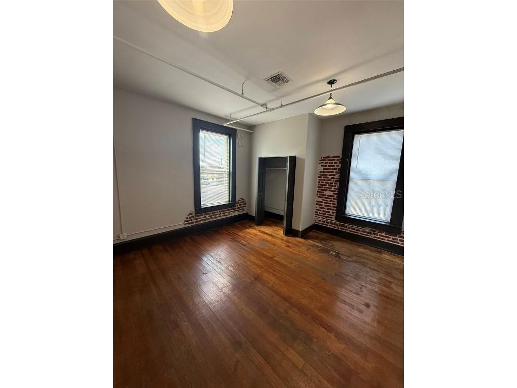 111 S Collins Street Plant City FL 33563 TB8441584 image8