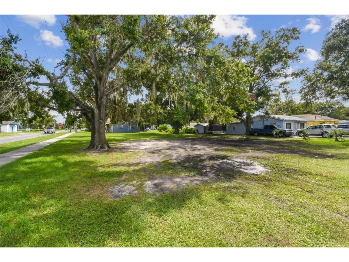 111 S Maryland Avenue Plant City FL 33563 TB8430269 image1