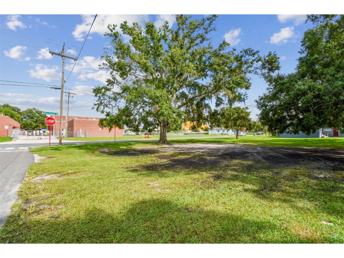 111 S Maryland Avenue Plant City FL 33563 TB8430269 image3